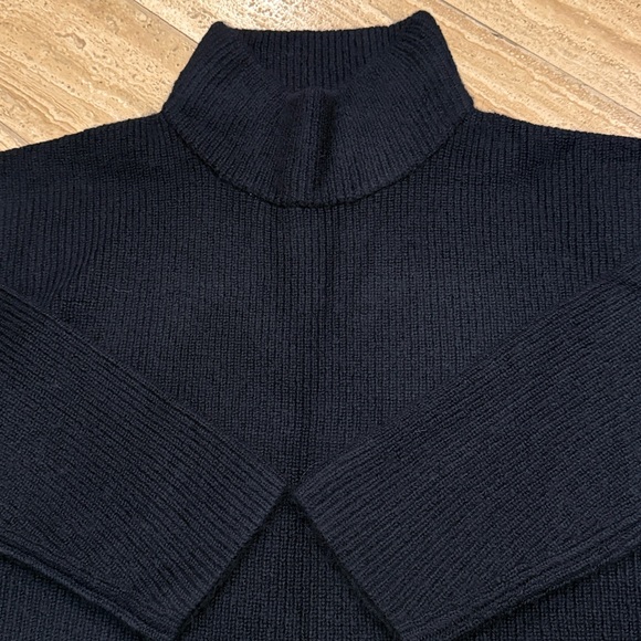 Ann Taylor Mock Neck Dark Navy Sweater Soft Medium - Picture 1 of 6